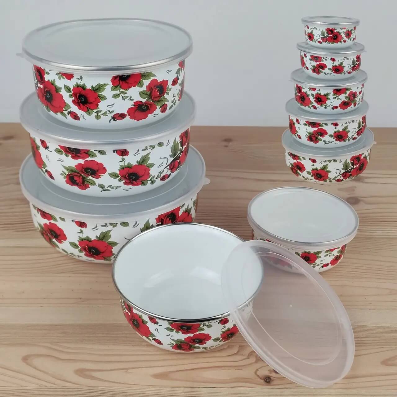 Набір судочків із кришкою